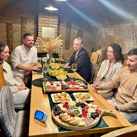 Sklep U Dusana Vracov Екстер'єр фото